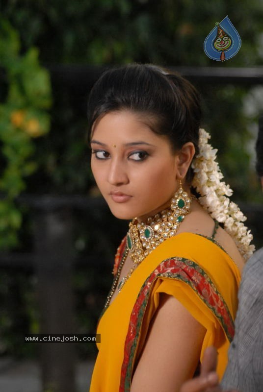 Aha Naa Pellanta Movie Stills - 2 / 54 photos