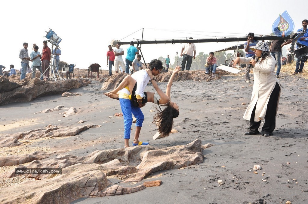 AK Rao PK Rao Movie Photos - 7 / 42 photos