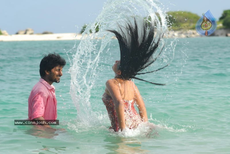Ala Modalaindi Movie Latest Stills - 25 / 26 photos