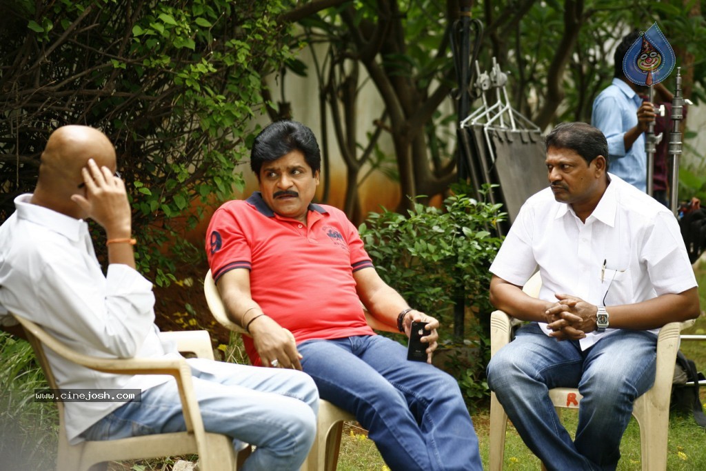 Ali Baba Okkade Donga Stills - 12 / 33 photos