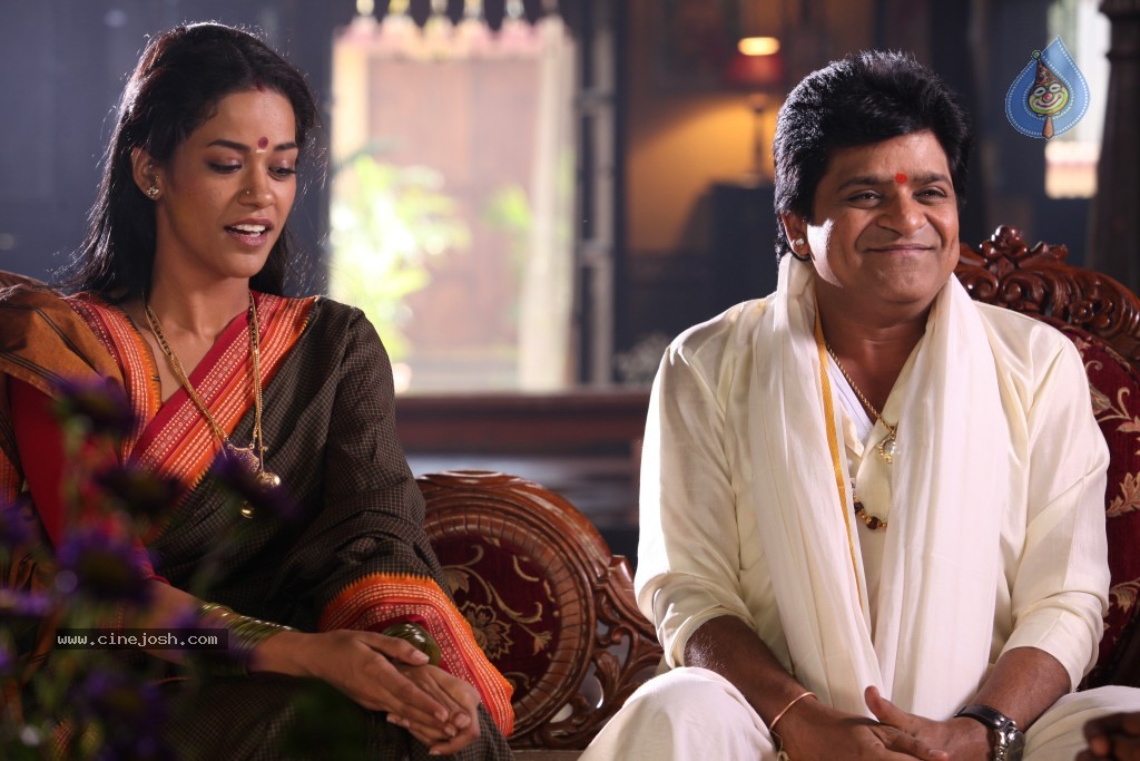 Ali with Mumaith Khan Stills - 33 / 150 photos