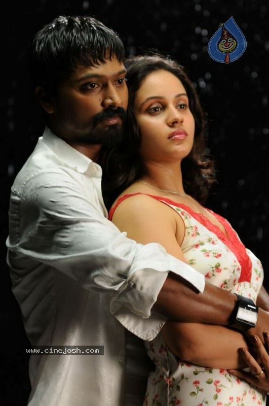   Alibaba Intlo Andaru Dongalu Movie Stills - 25 / 30 photos