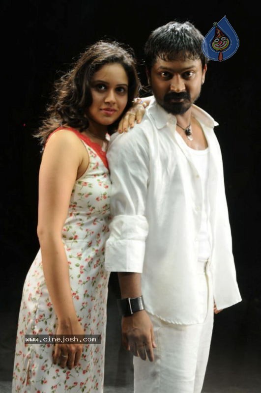   Alibaba Intlo Andaru Dongalu Movie Stills - 29 / 30 photos