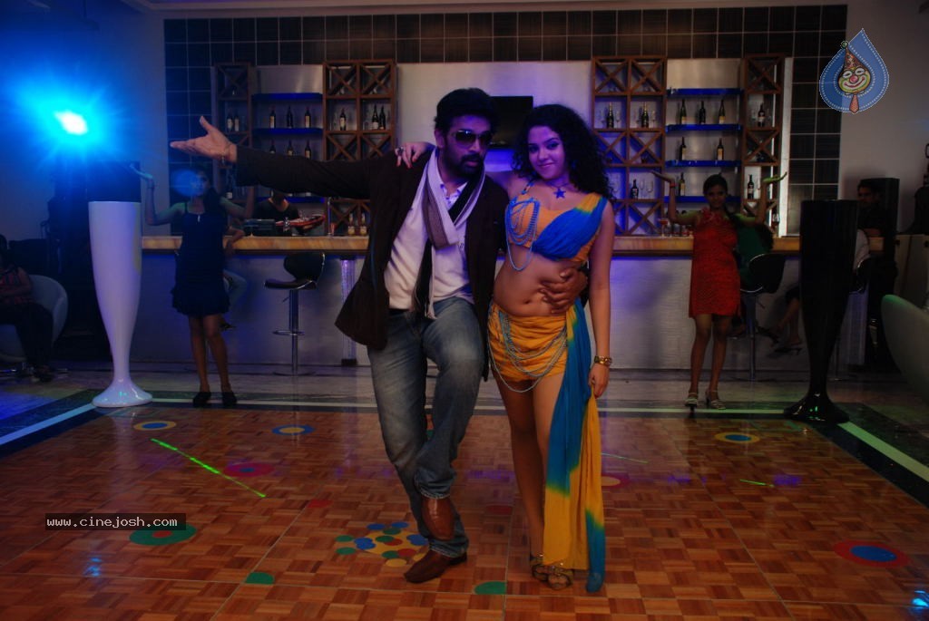 All The Best Movie Latest Stills - 47 / 103 photos