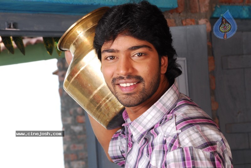 Allari Naresh new movie stills - 31 / 46 photos