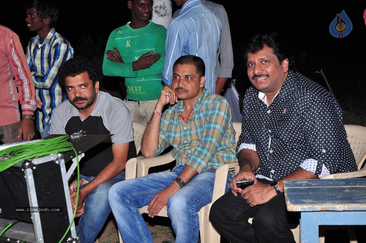 Aloukika Movie Stills - 34 / 61 photos