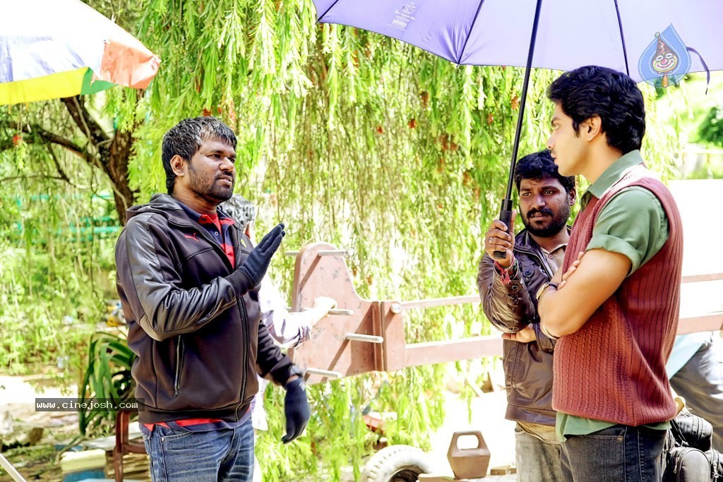 Amara Kaaviyam Tamil Movie Stills - 45 / 55 photos