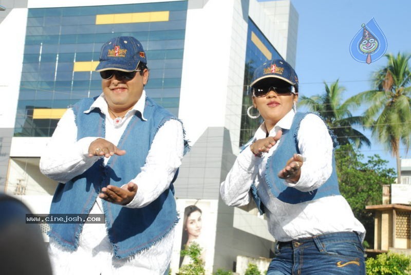 Amayakudu Movie New Stills - 5 / 101 photos