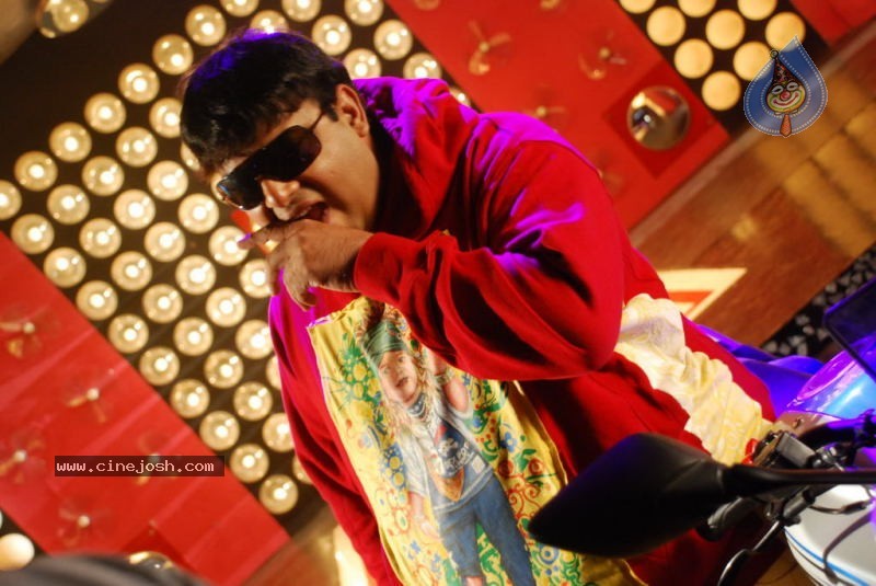 Amayakudu Movie New Stills - 14 / 101 photos