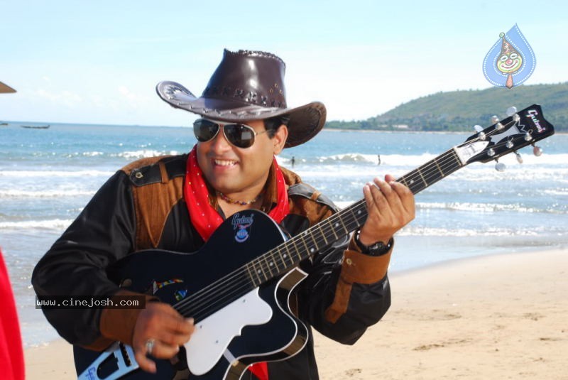 Amayakudu Movie New Stills - 18 / 101 photos