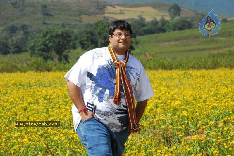 Amayakudu Movie New Stills - 94 / 101 photos