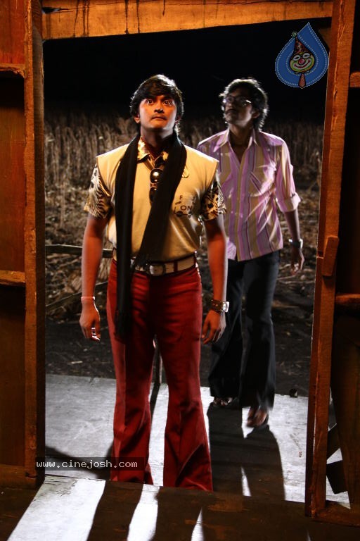 Ambuli 3D Movie Stills - 9 / 13 photos