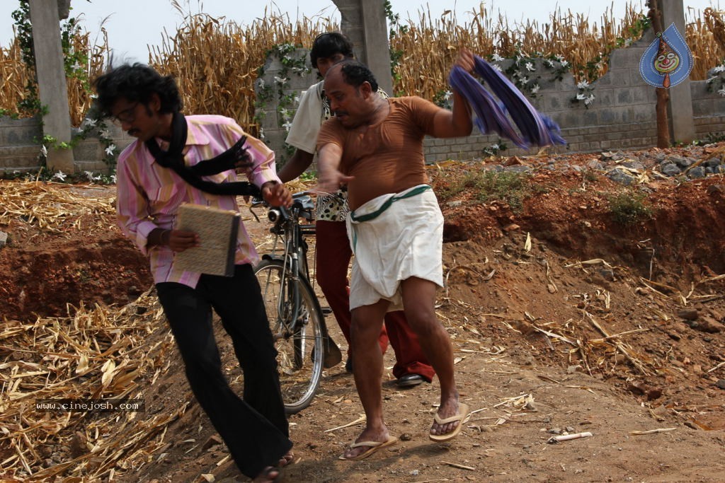 Ambuli 3D Movie Stills - 34 / 101 photos