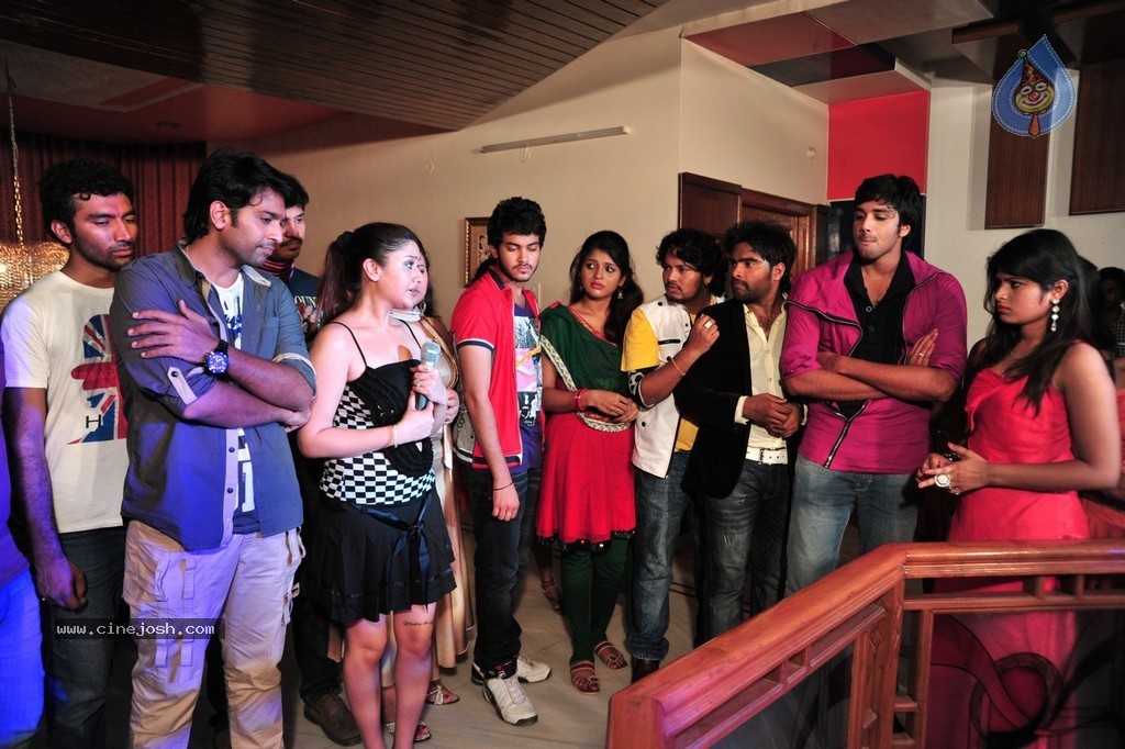 Amma Nanna Oorelithe Movie Item Song Stills - 48 / 94 photos