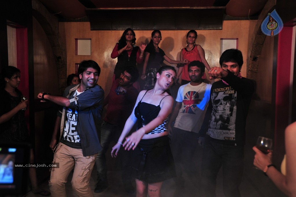 Amma Nanna Oorelithe Movie Item Song Stills - 80 / 94 photos