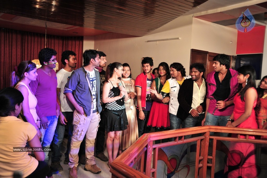 Amma Nanna Oorelithe Movie Item Song Stills - 91 / 94 photos