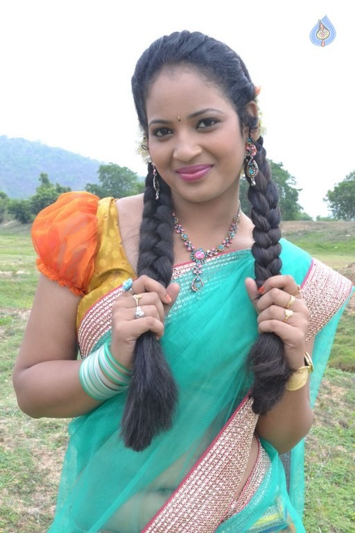 Ammayi Aaruguru Movie Photos - 21 / 50 photos