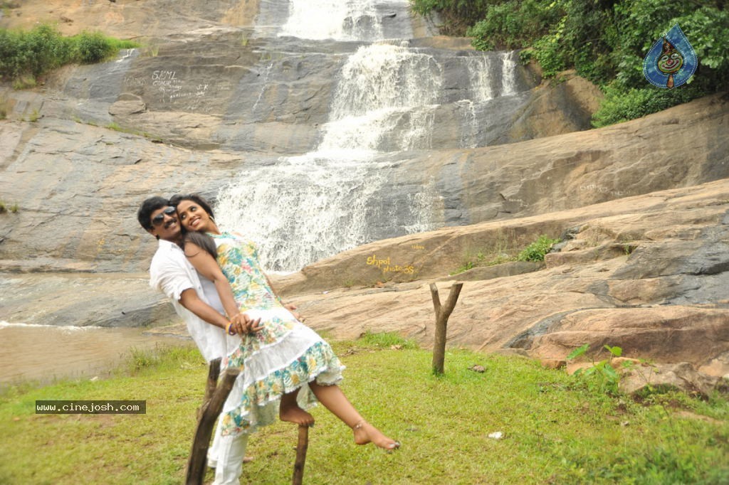 Anaganaga Movie Hot Stills - 26 / 273 photos
