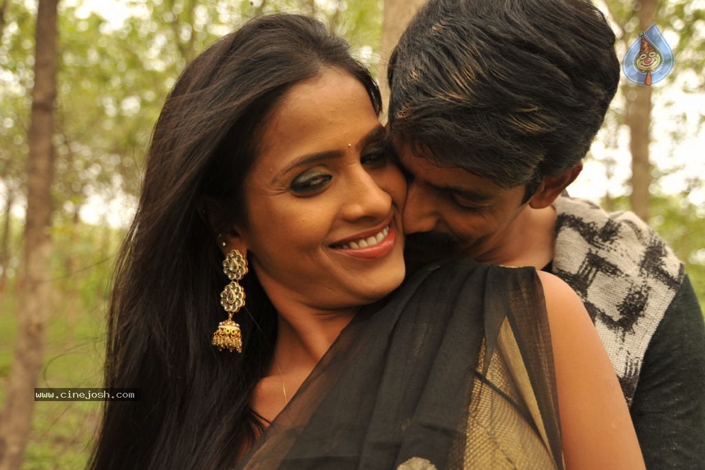 Anaganaga Movie Hot Stills - 40 / 273 photos