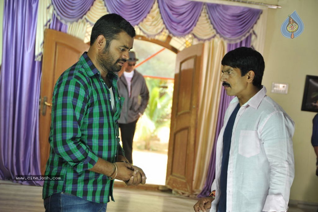 Anaganaga Movie Hot Stills - 61 / 273 photos