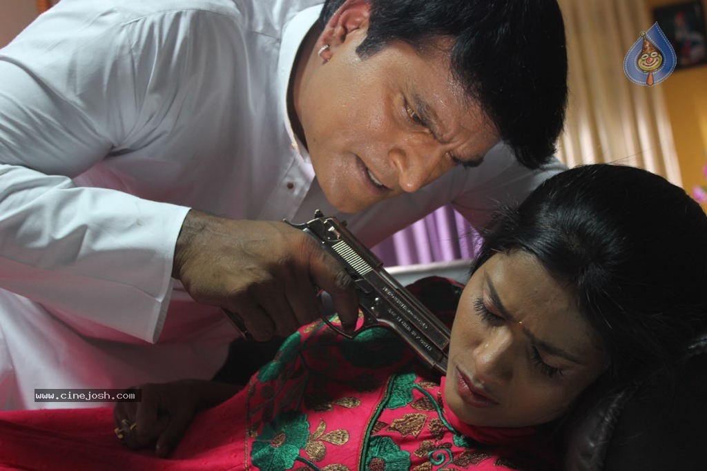 Anaganaga Movie Hot Stills - 63 / 273 photos