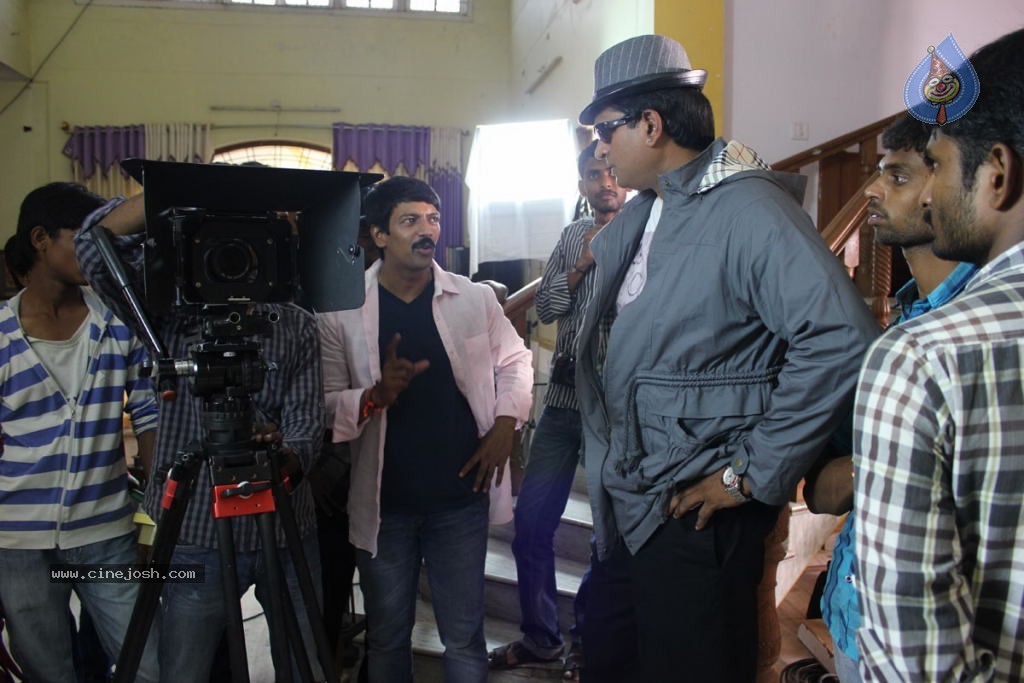 Anaganaga Movie Hot Stills - 152 / 273 photos