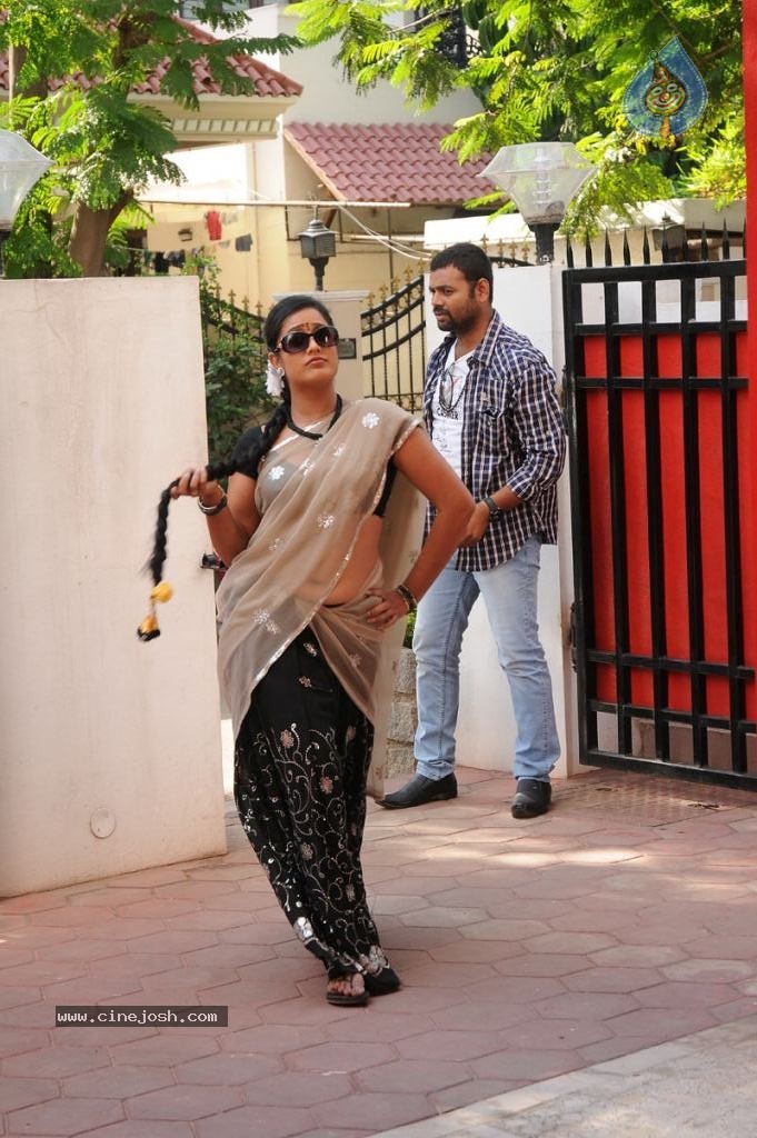 Anaganaga Movie Hot Stills - 260 / 273 photos