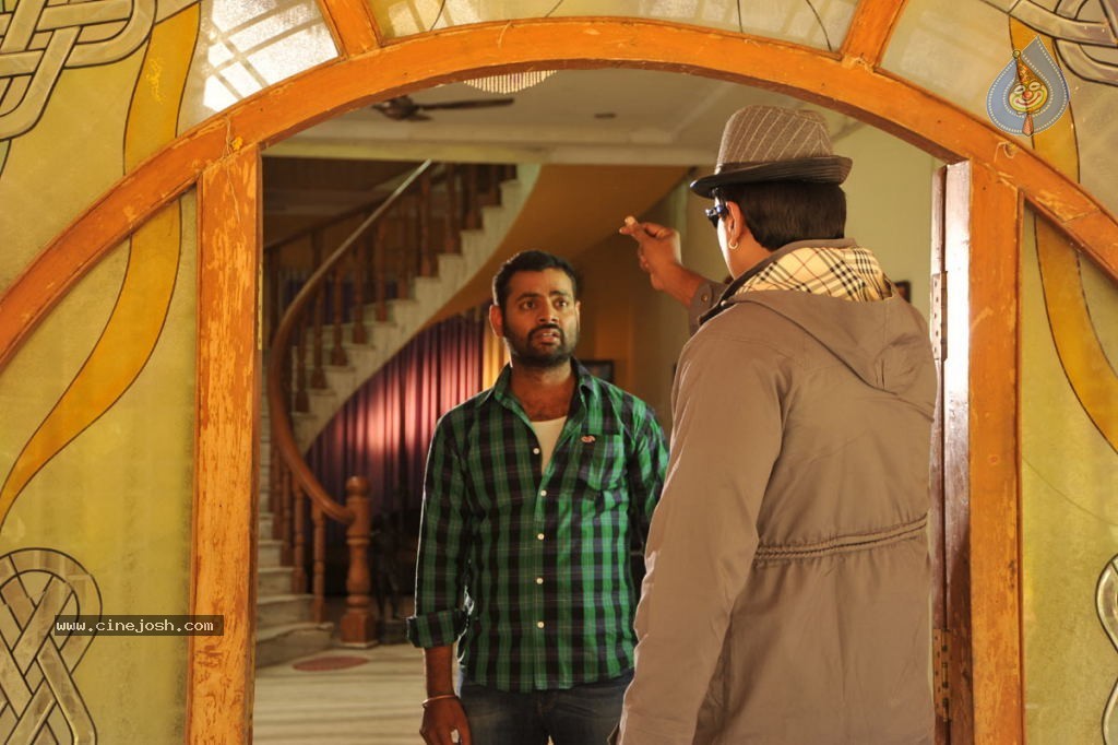 Anaganaga Movie Hot Stills - 263 / 273 photos