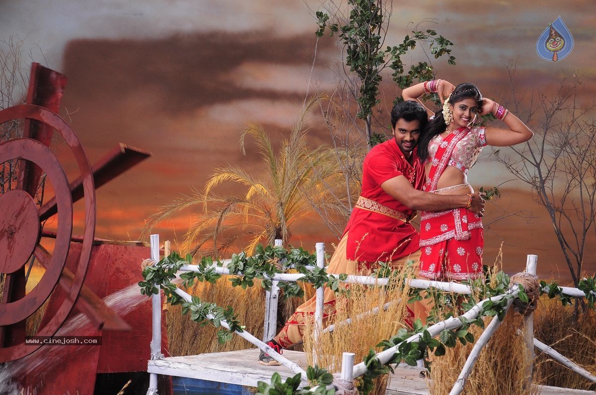 Anaganaga Oka Chitram Stills - 11 / 12 photos