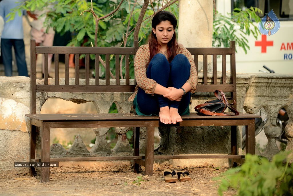 Anamika New Stills - 17 / 17 photos