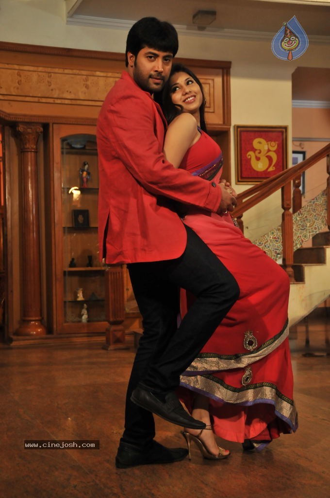 Anandam Malli Modalaindi Stills - 8 / 26 photos