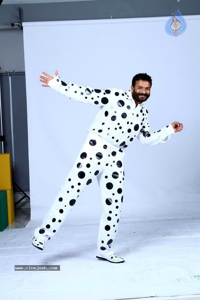 Anbula Kamal Movie Stills - 21 / 72 photos