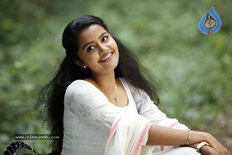 Andamaina Jeevitham Movie New Photos - 17 / 42 photos