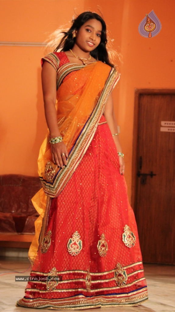 Andamaina Maaya Movie Stills - 3 / 17 photos