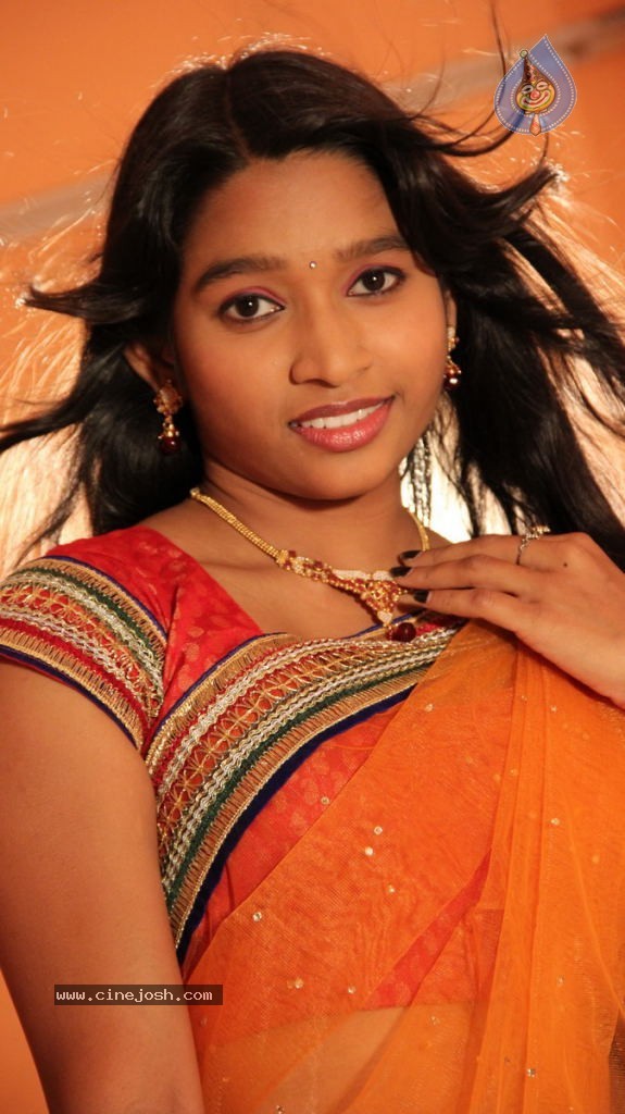 Andamaina Maaya Movie Stills - 6 / 17 photos