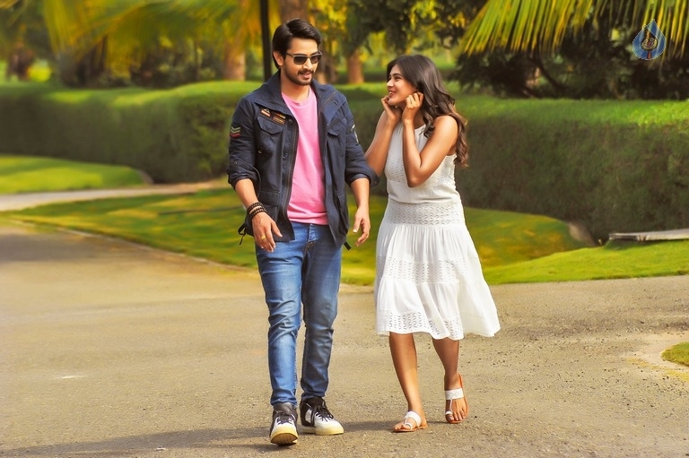 Andhhagadu Movie Working Stills - 1 / 8 photos