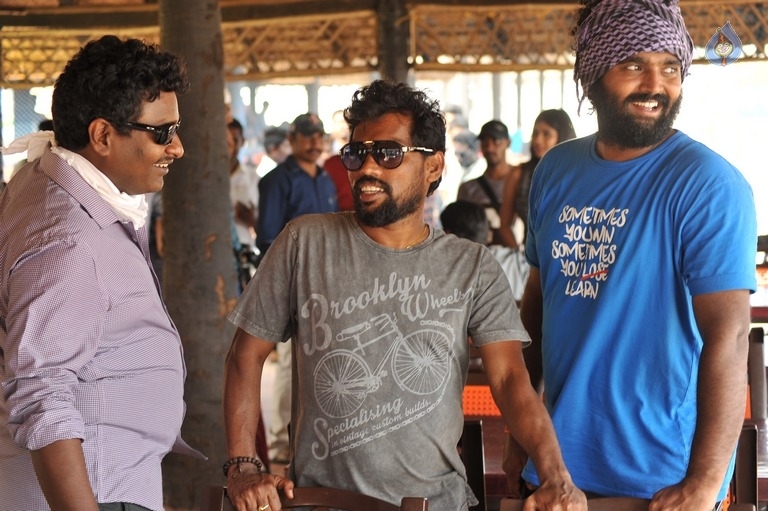 Andhhagadu Movie Working Stills - 8 / 8 photos