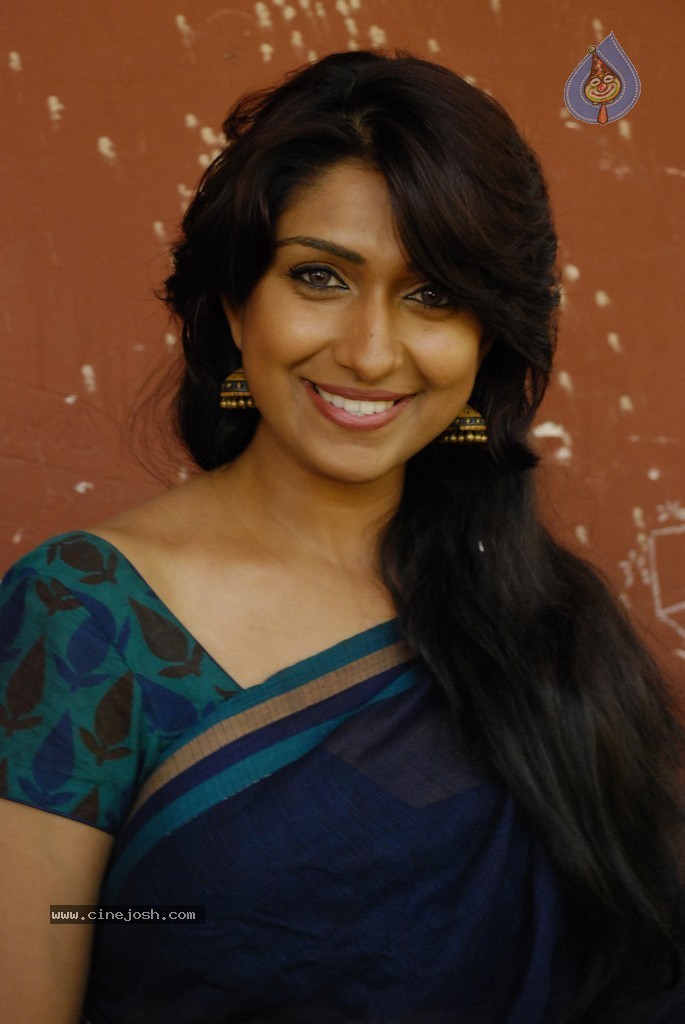 Andhra Mess Tamil Movie Stills - 21 / 56 photos