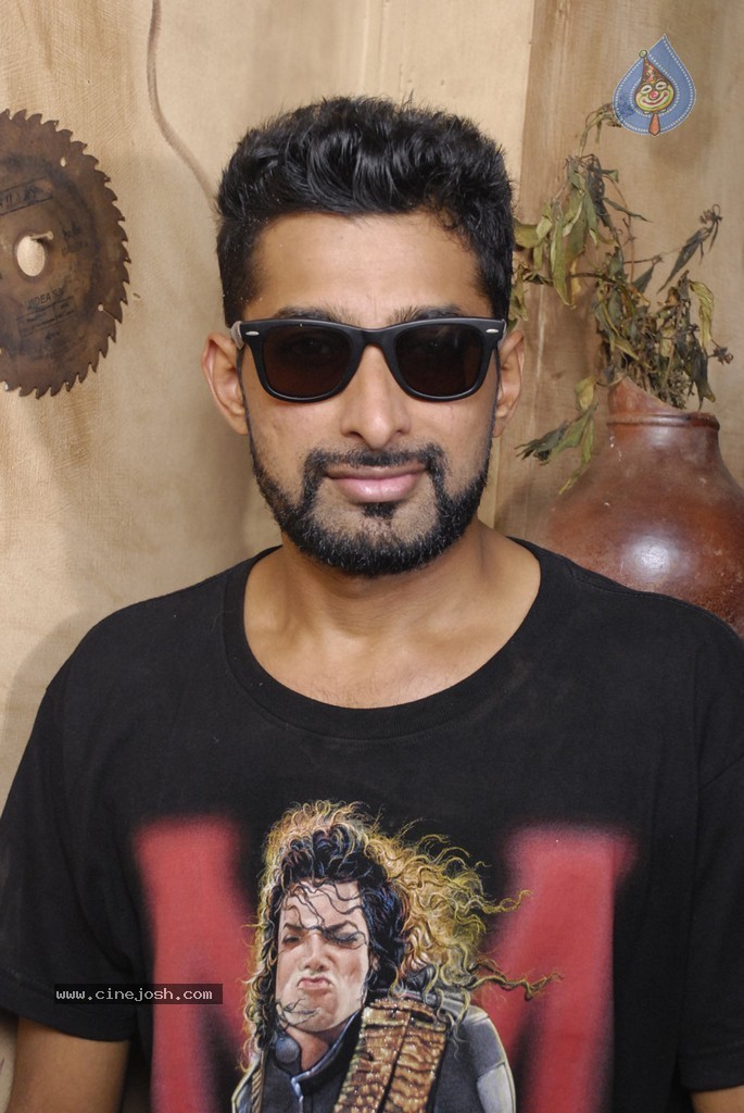 Andhra Mess Tamil Movie Stills - 55 / 56 photos