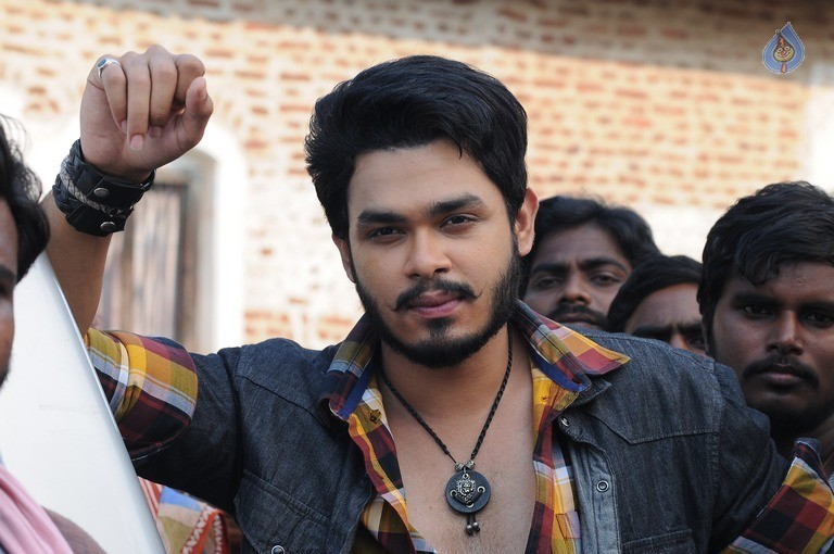 Angel Movie New Photos - 7 / 12 photos