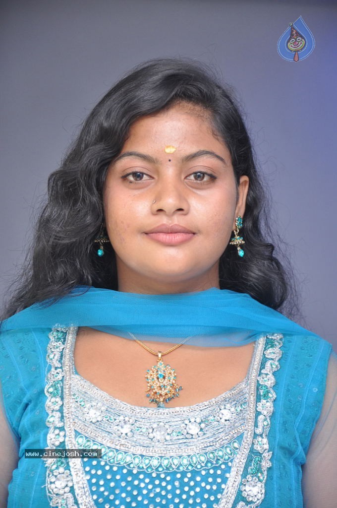 Anja Koottam Tamil Movie Stills - 35 / 41 photos