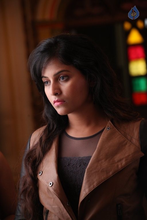 Anjali in Chitrangada Movie - 3 / 6 photos