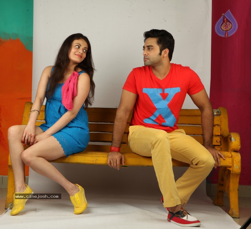 Antha Nee Mayalone Stills n Walls - 5 / 12 photos