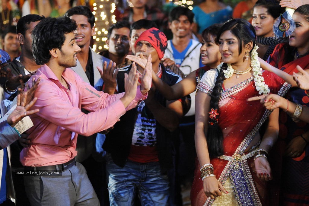 Anthaku Mundu Aa Tarvatha Stills n Walls - 56 / 82 photos