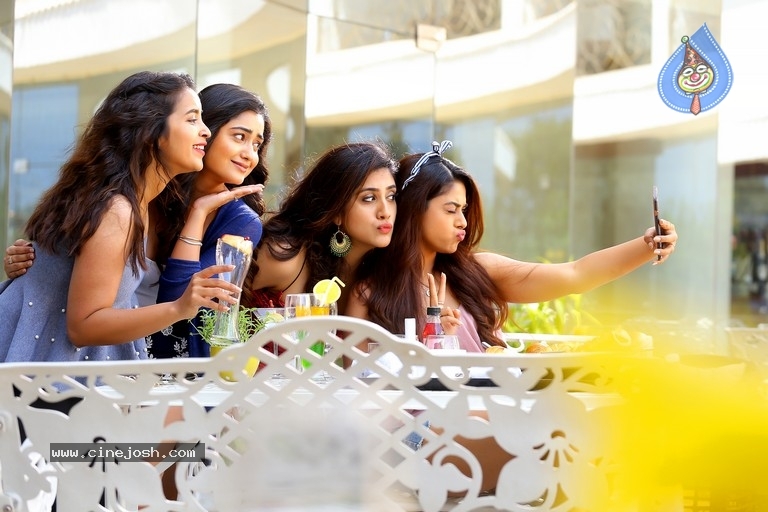 Anukunnadhi Okkati Ayyindhi Okkati Movie Stills - 1 / 4 photos