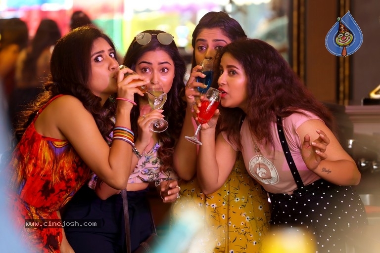 Anukunnadhi Okkati Ayyindhi Okkati Movie Stills - 3 / 4 photos