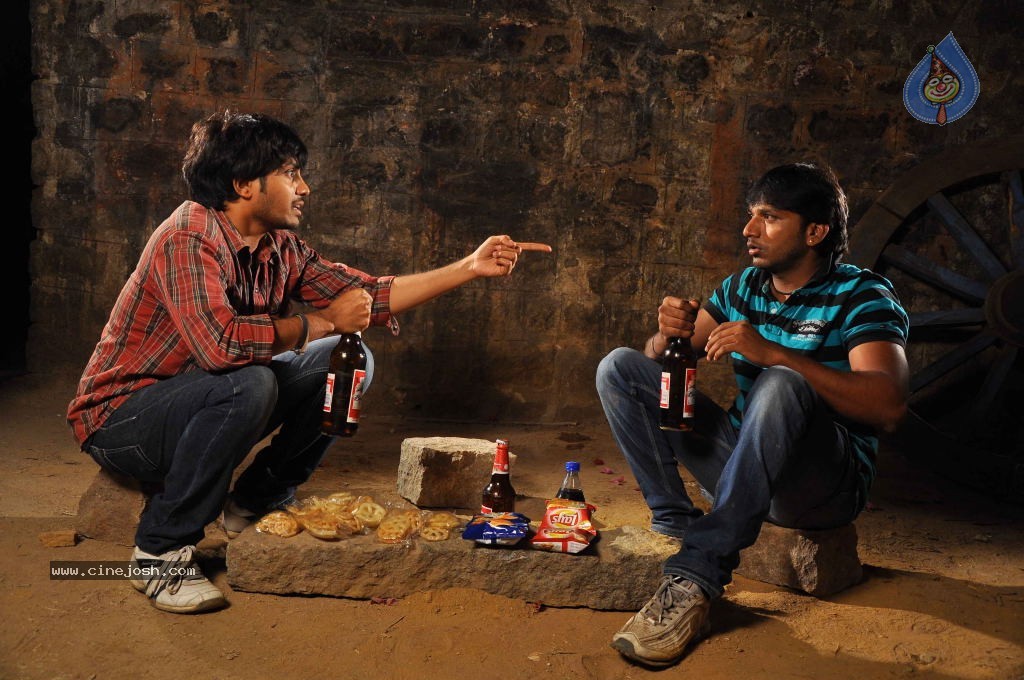 Anukunnadi Okati Ayyindi Okati Hot Stills - 13 / 24 photos