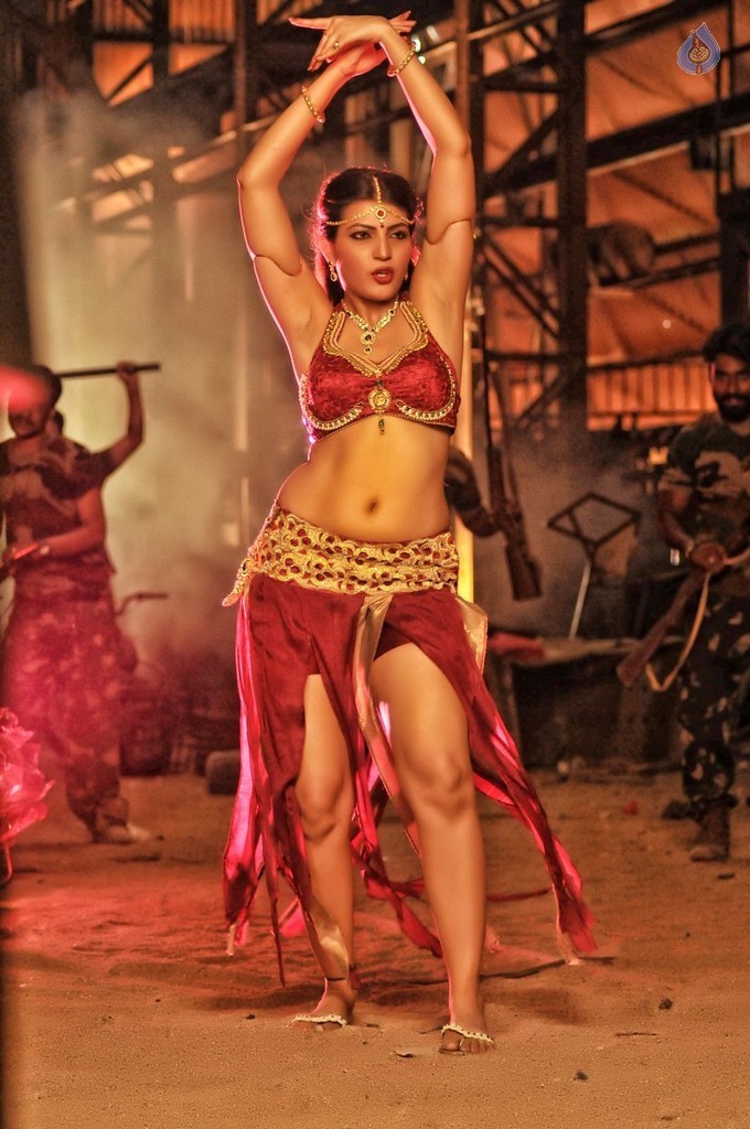 Araku Road Lo Movie New Stills - 19 / 28 photos