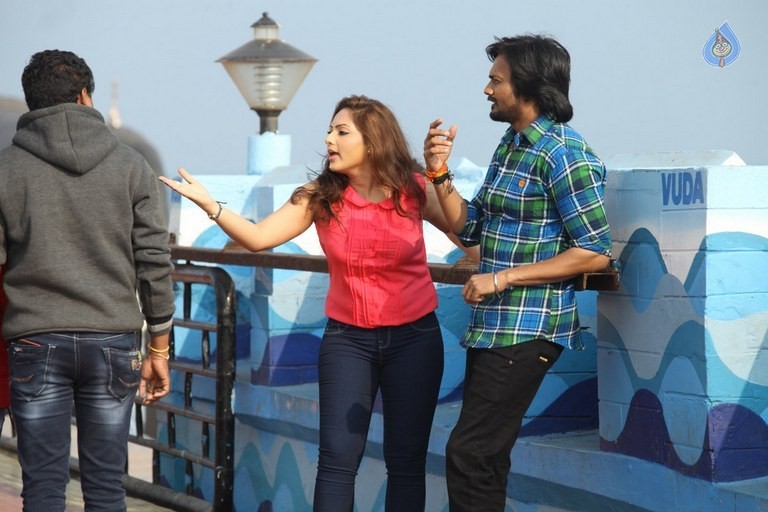 Araku Road Lo Movie Photos - 1 / 57 photos
