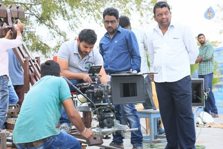 Araku Road Lo Movie Photos - 20 / 57 photos